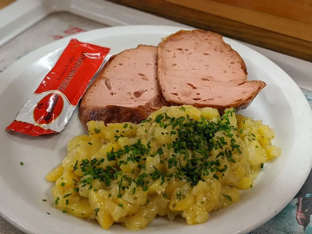 Vitalina Drozd_Skiwelthütte Hochbrixen_Brixen im Thale_avis