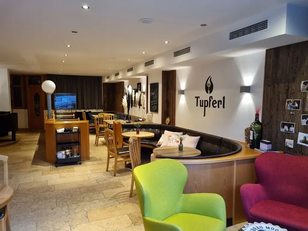 Tupferl Bar ristorante a Brixen im Thale