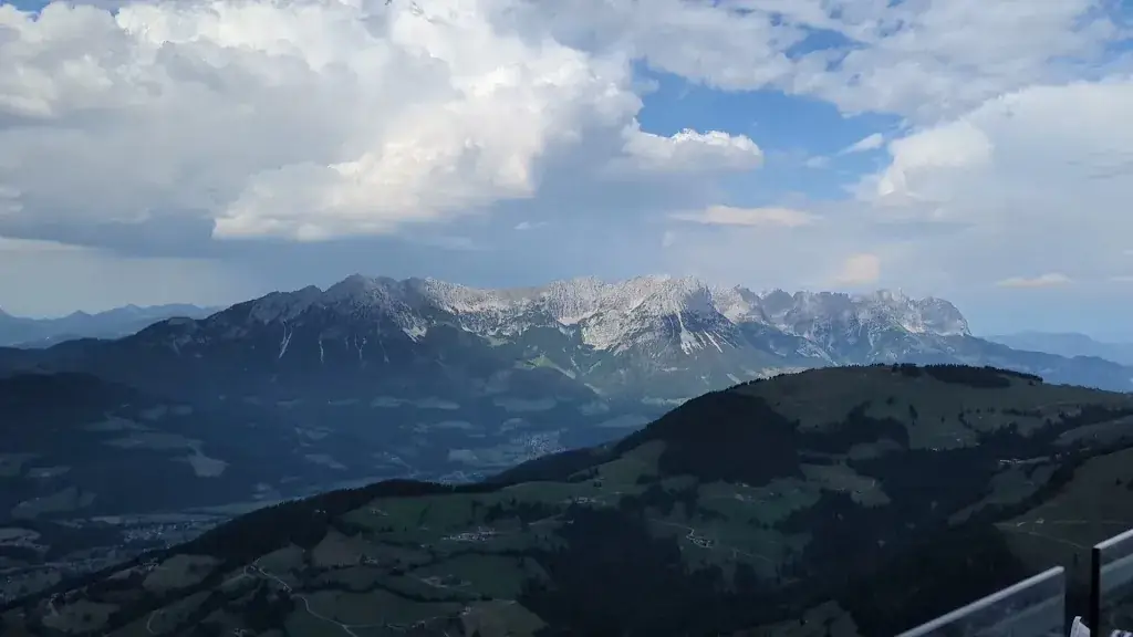 Tibor Bóné_Gipfelalm Hohe Salve_Brixen im Thale_recensione