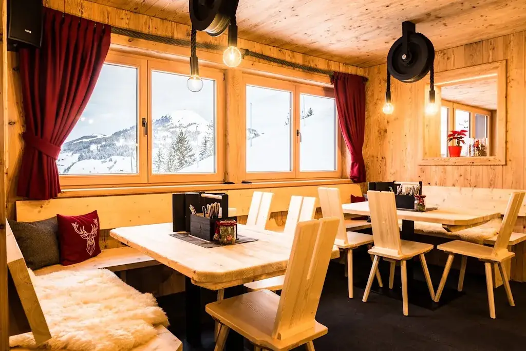 Gasthaus - Alte Mittel_Brixen im Thale_slider_image_1