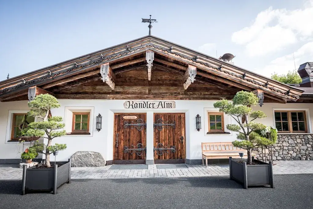 Berggasthaus KandlerAlm_Brixen im Thale_slider_image_3