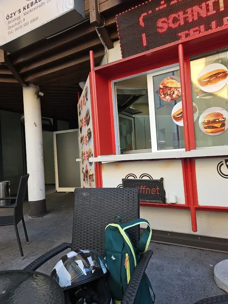 A M_Özy's Kebabladen_Brixlegg_review