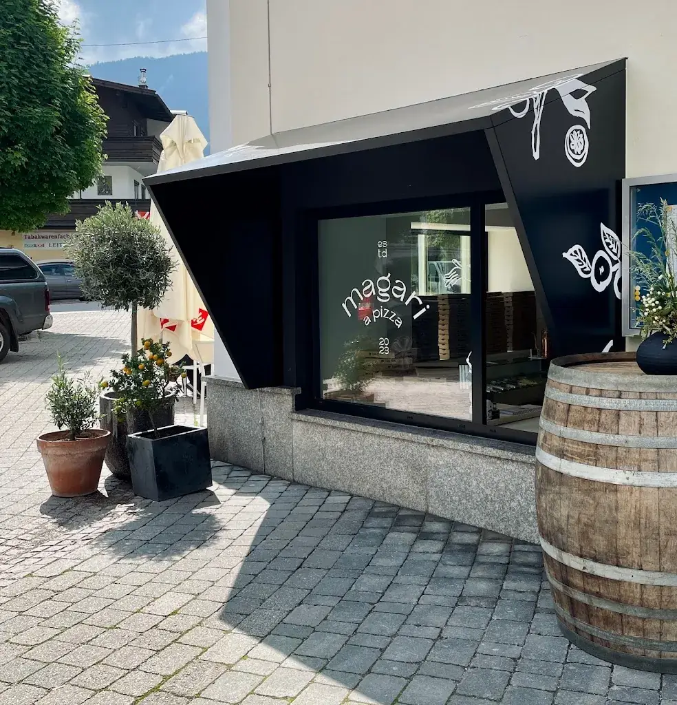 MAGARI a Pizza restaurant in Brixlegg