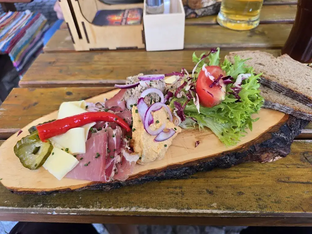 Eus Driessen_Brauhaus_Brixlegg_review