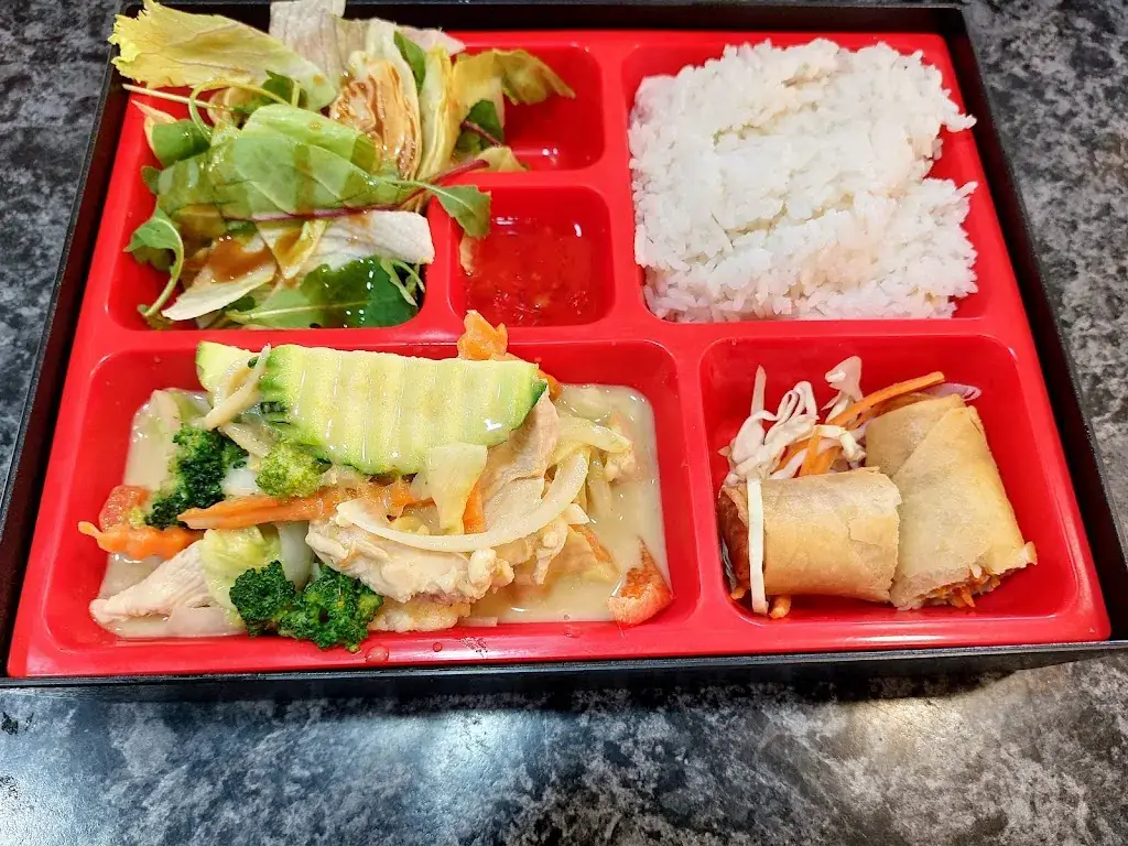 Thai Restaurant M&C OG_Brixlegg_slider_image_3