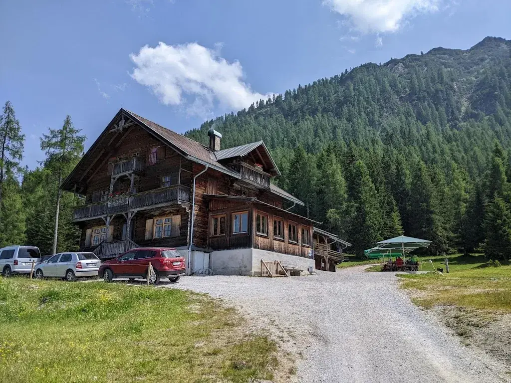 Holzalm_Brixlegg_slider_image_3