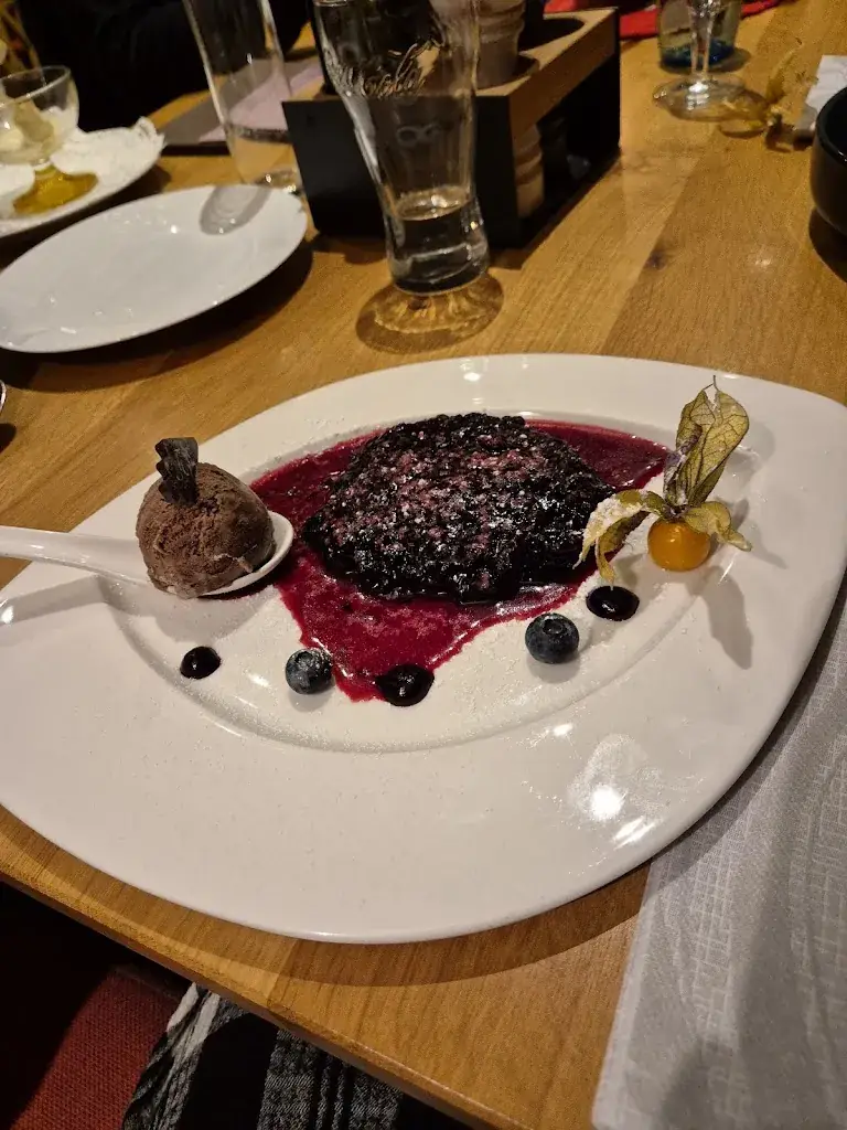 S. Kolbeck_Gasthaus Mariathal_Brixlegg_avis