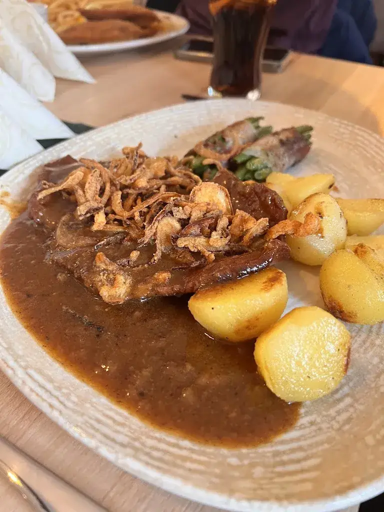 Silke Bergner_Restaurant Knappenhaus_Bad Bleiberg_avis