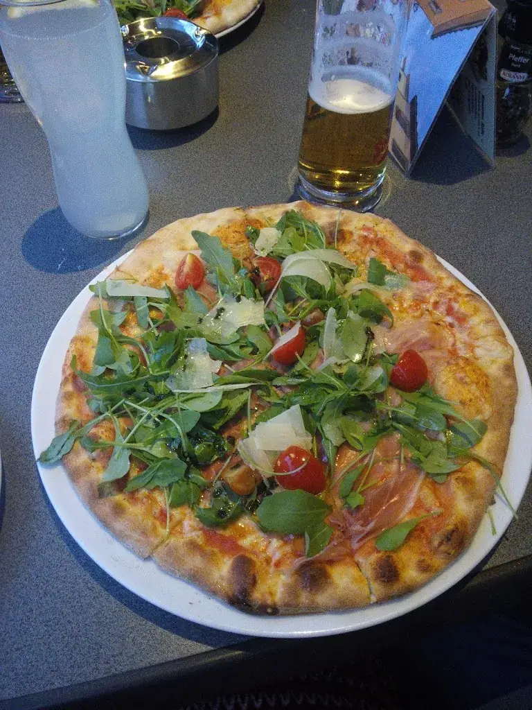 Kateřina_Pizzeria Don Camillo_Brixlegg_avis