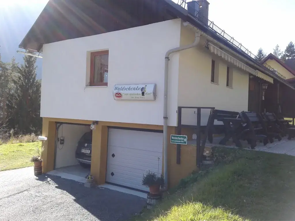 Heinz Putzi Waldschenke zum spielenden Wirt - Gasthaus_Bad Bleiberg_slider_image_3