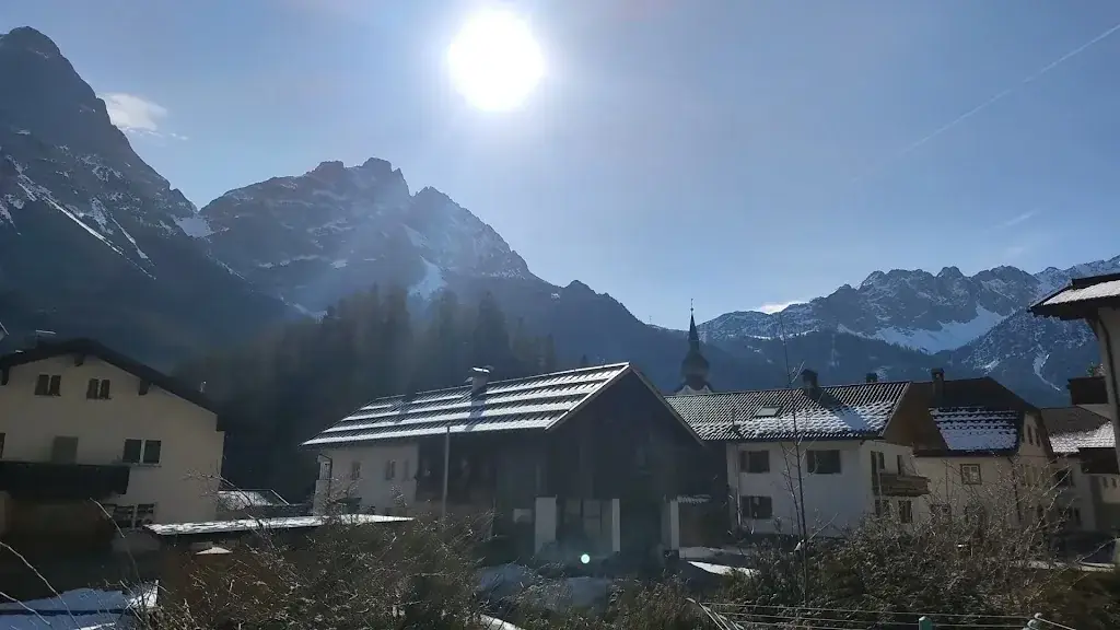 Haus Grünstein restaurant à Ehrwald
