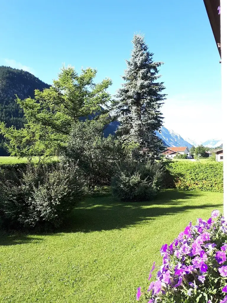 Christine Dawance_Gasthof Schlosswirt_Ehenbichl_review