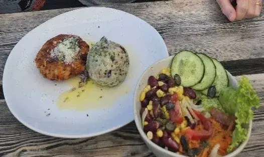 Be Pe_Profeglalm_Ellbögen_review