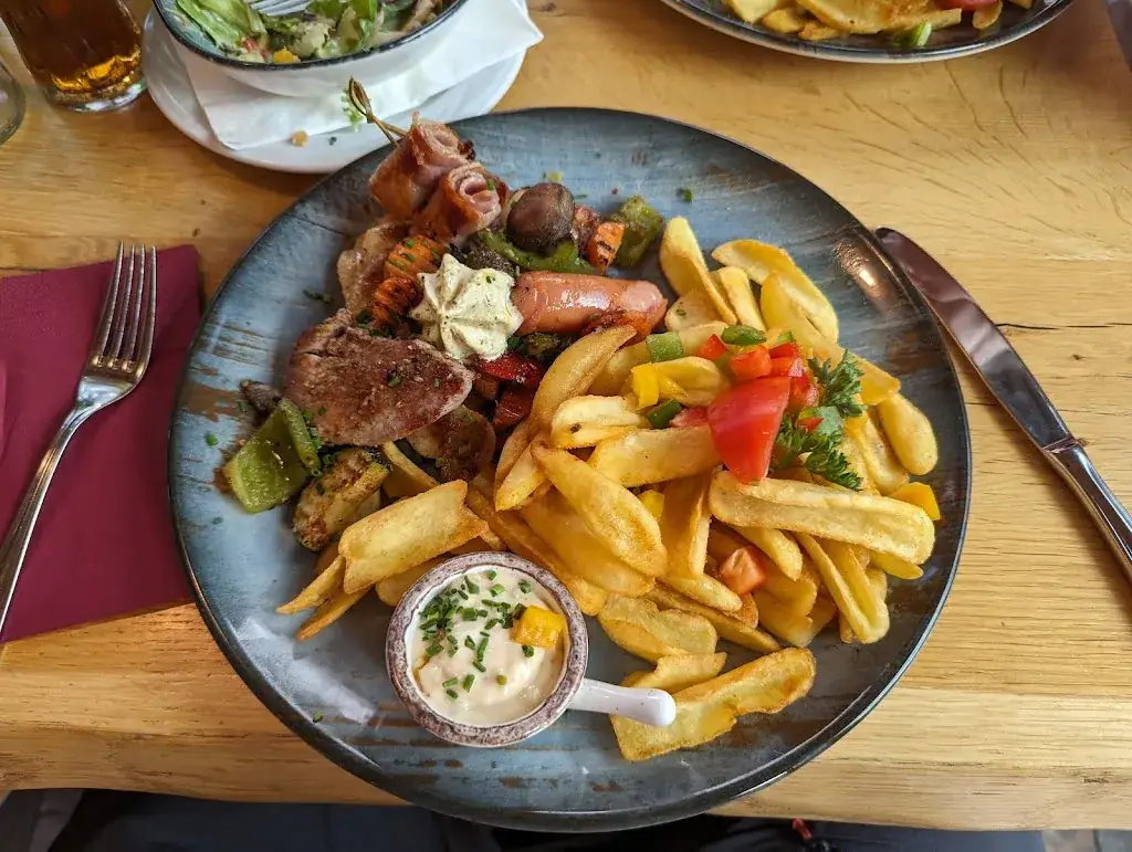 Gasthaus Schwarzer Adler_Elbigenalp_slider_image_2