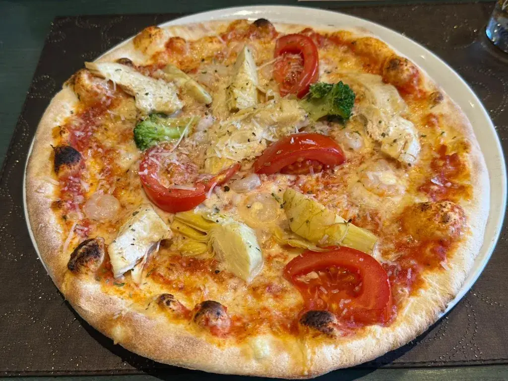 Grillrestaurant - Pizzeria - Gelateria La Terrazza_Elbigenalp_slider_image_3