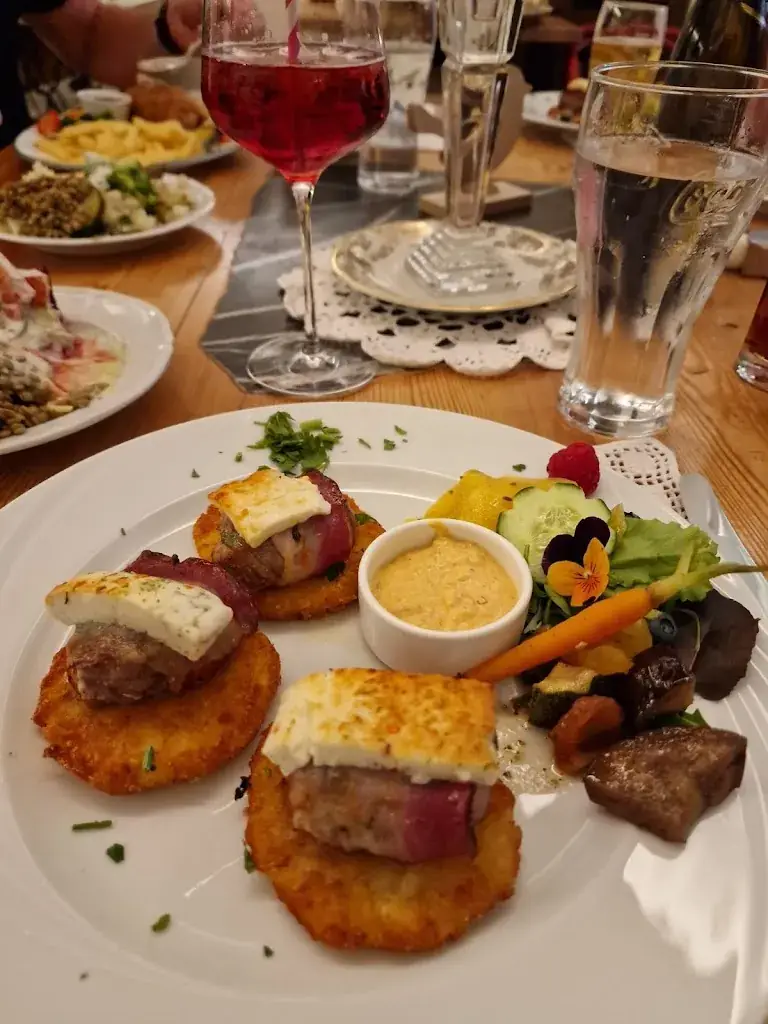 Menu_Cafe Restaurant zur Geierwally_Elbigenalp_image_8