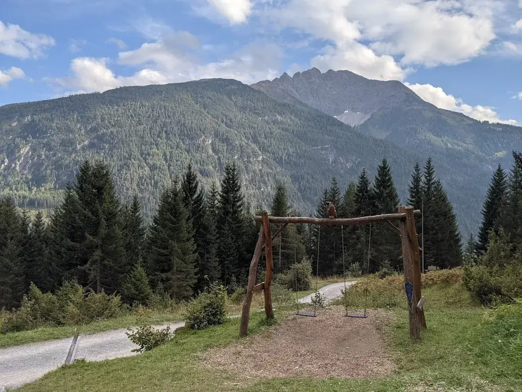 Guy Grobler_Gibler Alm_Elbigenalp_avis