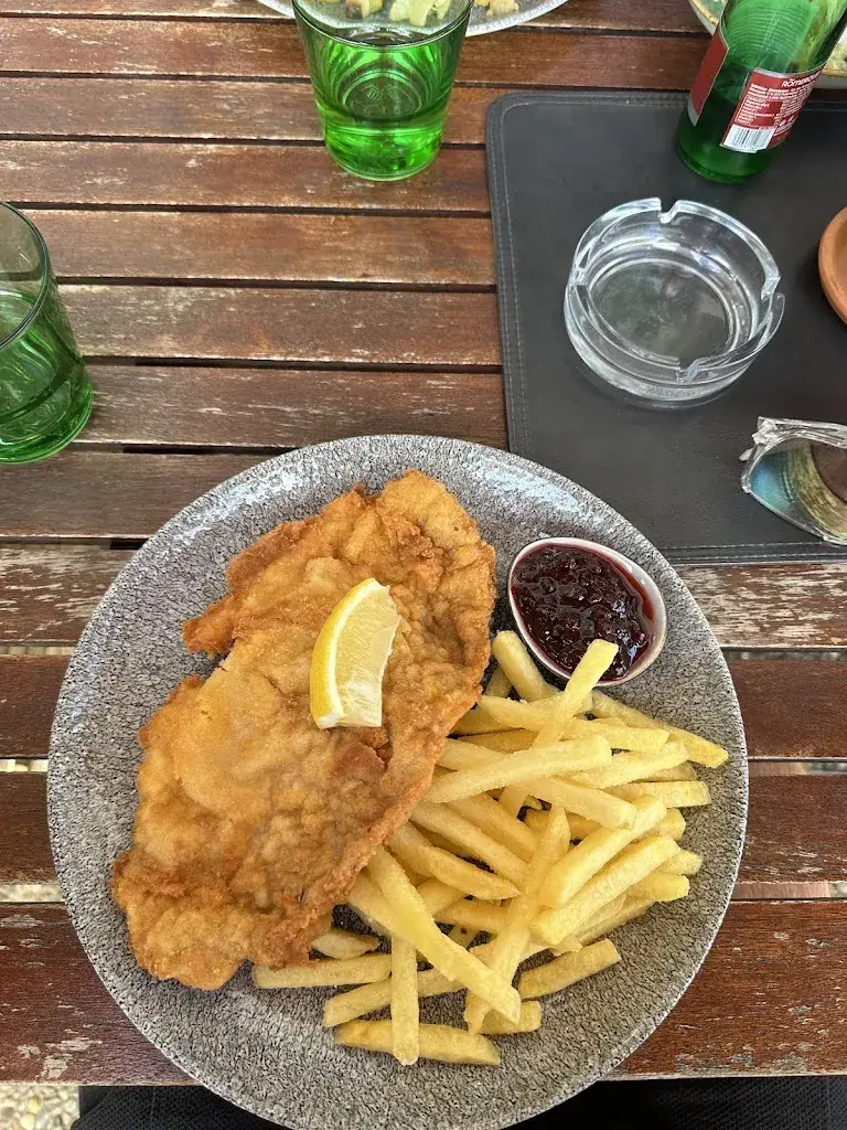 František Horehleď_Restaurant-Cafe Bergkristall_Eben am Achensee_avis