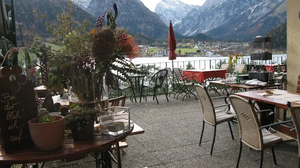 Restaurant-Cafe Bergkristall ristorante a Eben am Achensee