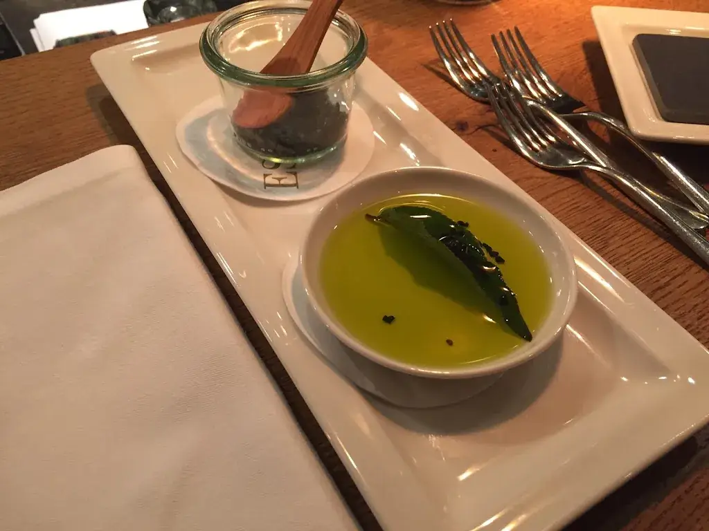 The MAZ_ESSBAR Pertisau_Eben am Achensee_avis