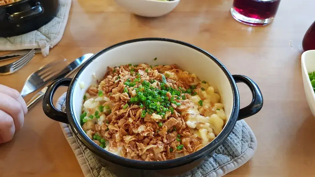 Fabian van den Berg_Das Oachkatzl - Bar Lounge | Restaurant in Ellmau am Wilden Kaiser_Ellmau_review