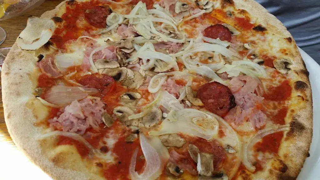 Franco Mangiacasale Fernández_Memory Cafe Bar Ristorante_Ellmau_recensione