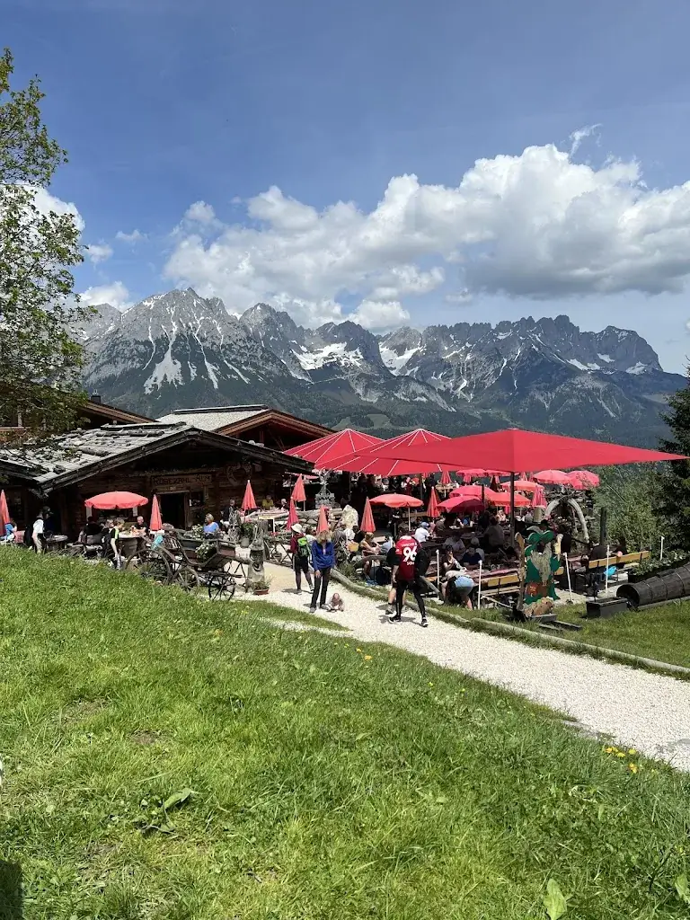 Marc_Rübezahl-Alm_Ellmau_avis
