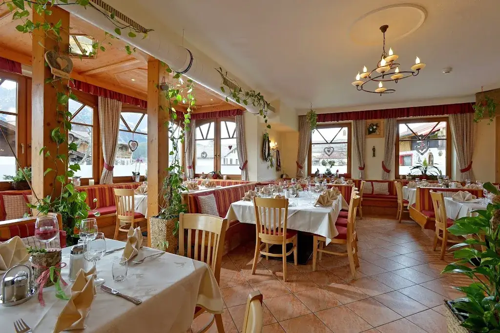 Gasthaus Widauer - Lackner Elfriede restaurant in Ellmau