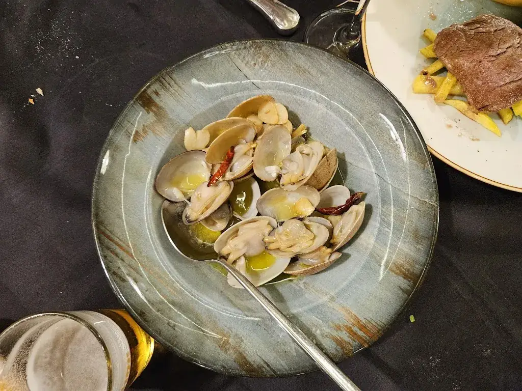 Miguel Vilhena_Cervecería Monje_Elmen_review