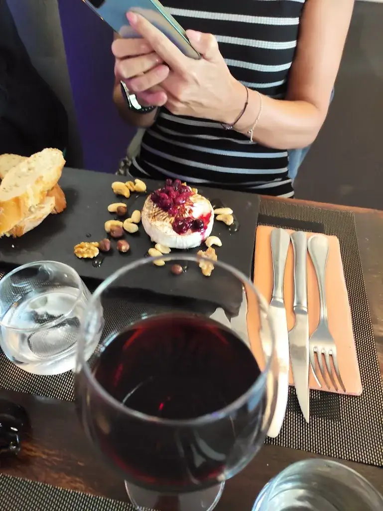 Menu_Little Elm Restaurant_Elmen_image_6