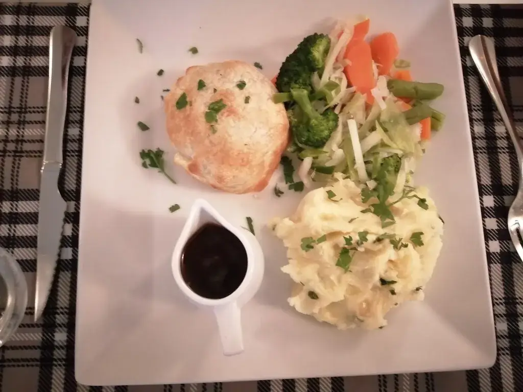 Menu_Little Elm Restaurant_Elmen_image_7