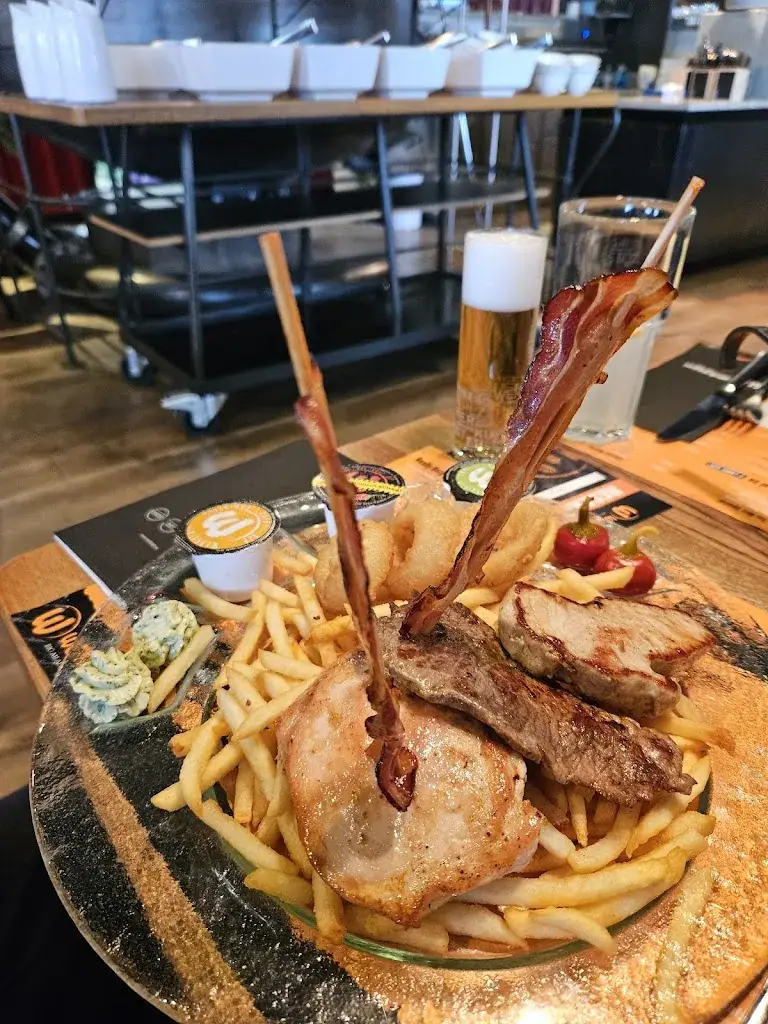 Johan Pretorius_Werkstatt Kufstein_Endach_review