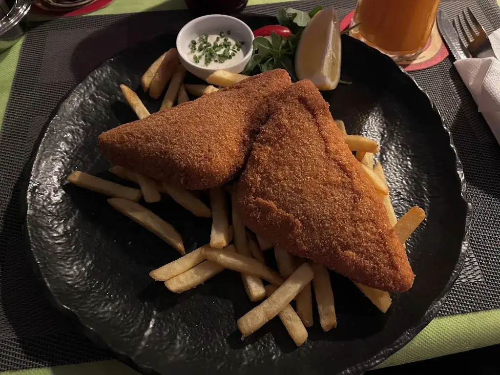 Susanna Bloderer_Pizzeria&Grill Famiglia_Annabichl_avis