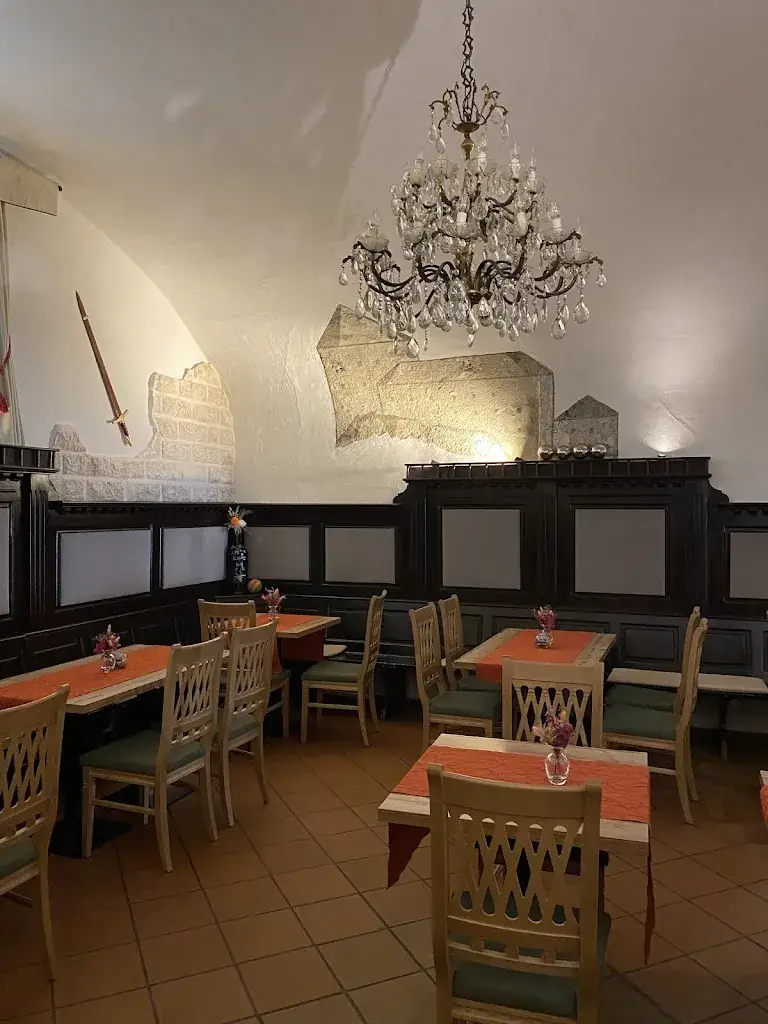 azita shojaei_Restaurant Purlepaus_Endach_avis