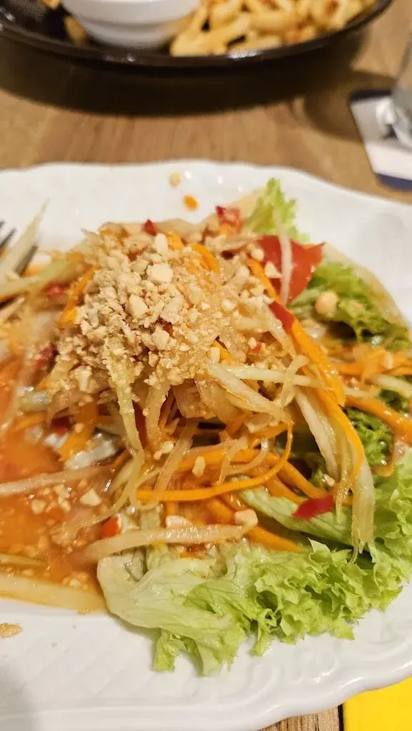 Rosa Schmid_zum chiligen Eck_Endach_recensione