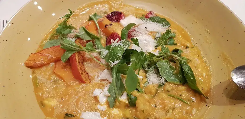 Brigitte Bichler_Restaurant - Bar - Ambiente_Endach_avis