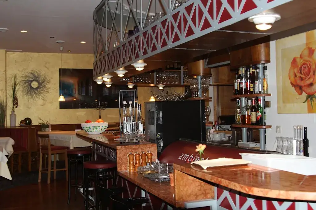 Restaurant - Bar - Ambiente ristorante a Endach