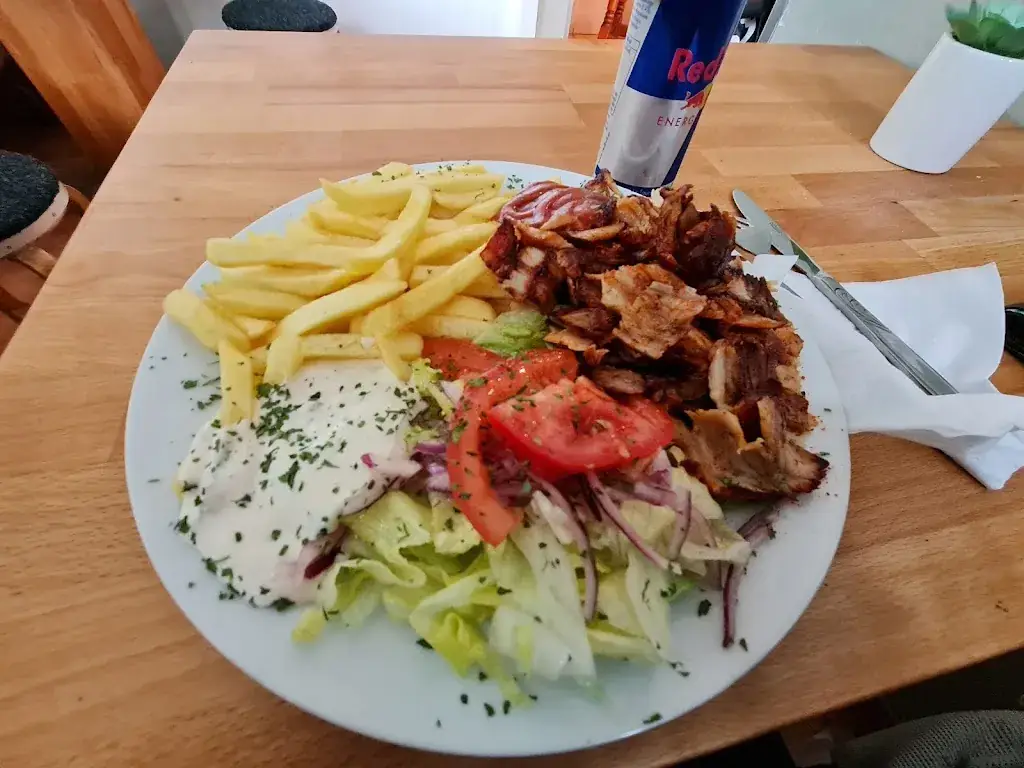 Dominik Boe_River House_Endach_review