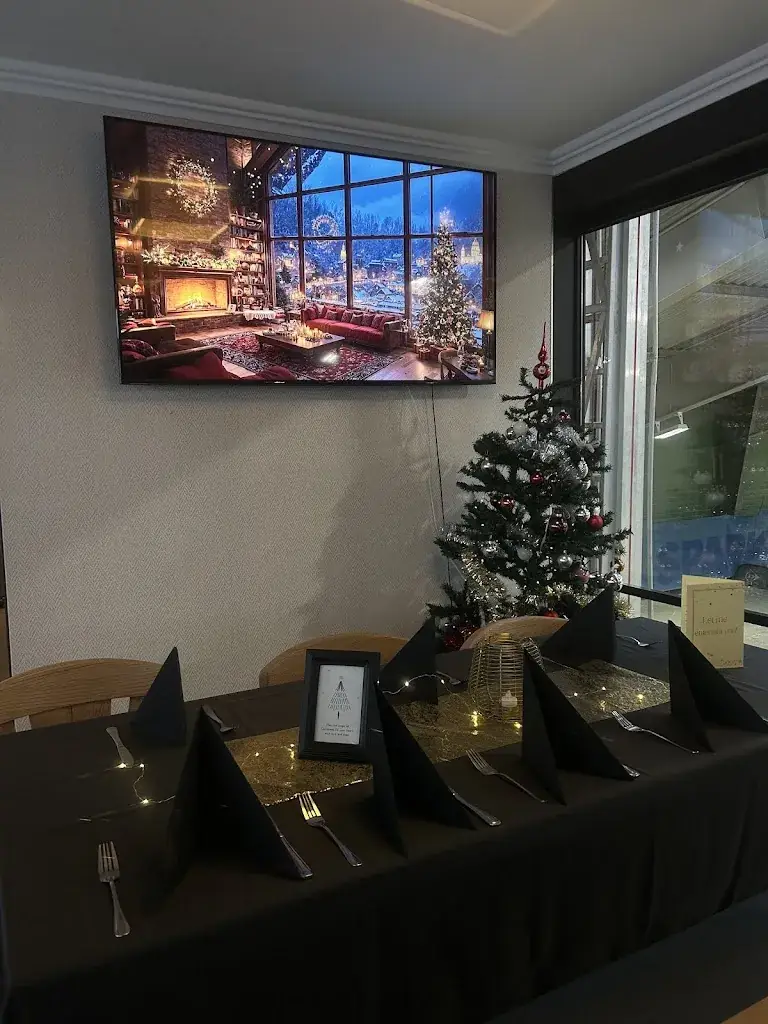 Ipek Erol_Mario's Café - Bar - Bistro_Endach_recensione