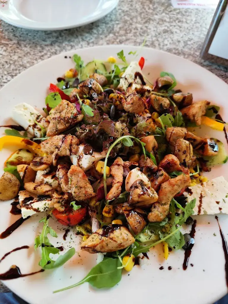 Maximus_Mario's Café - Bar - Bistro_Endach_recensione