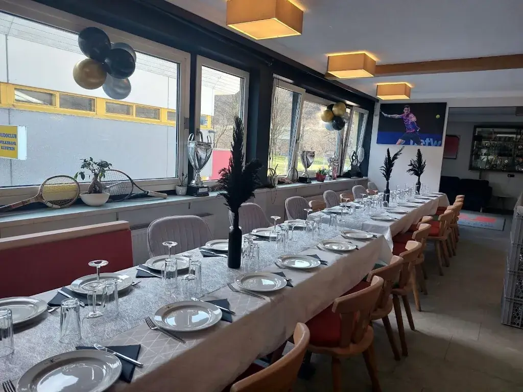 Mario's Café - Bar - Bistro_Endach_slider_image_1