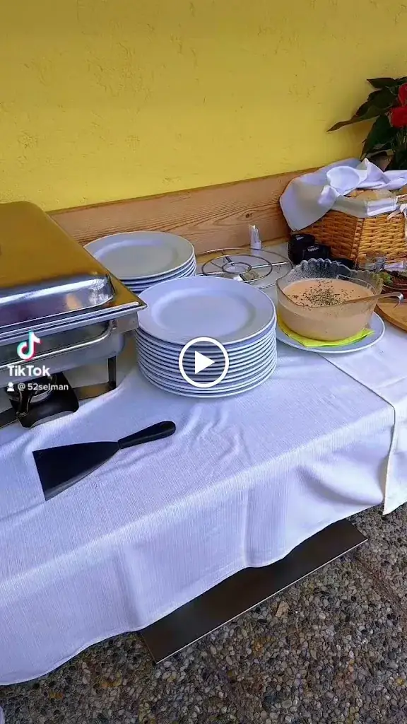 Mario's Café - Bar - Bistro_Endach_slider_image_2