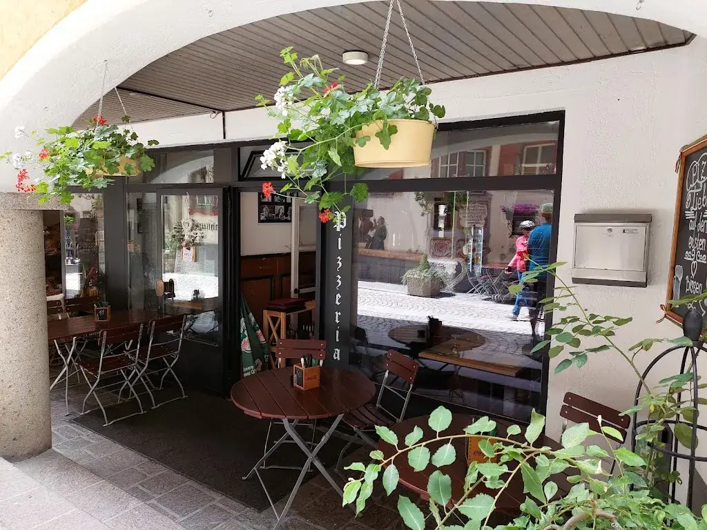 Viktor Békési_Ristorante Pizzeria L'Incontro_Endach_review