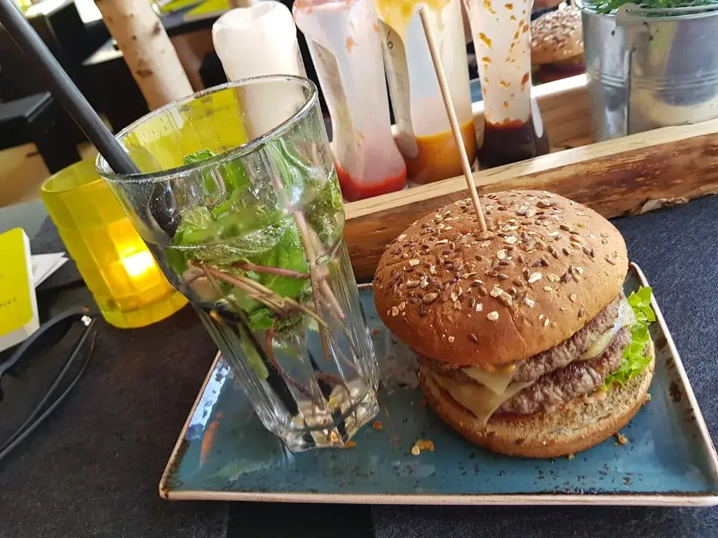 Menu_HANS IM GLÜCK - KUFSTEIN Unterer Stadtplatz_Endach_immagine_9