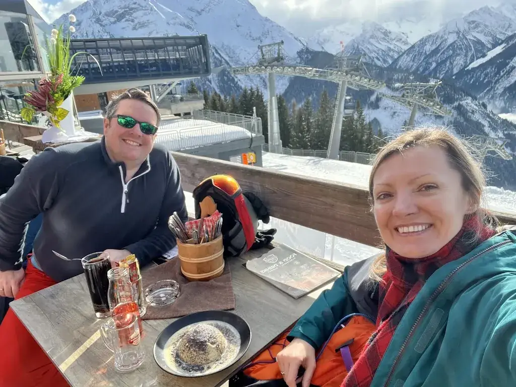 E Saunders_Bergrestaurant Almstüberl_Finkenberg_review