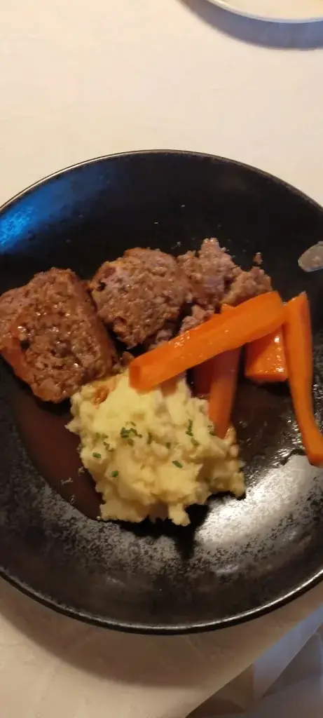 Elena Kablikova_Restaurant Persal_Finkenberg_recensione