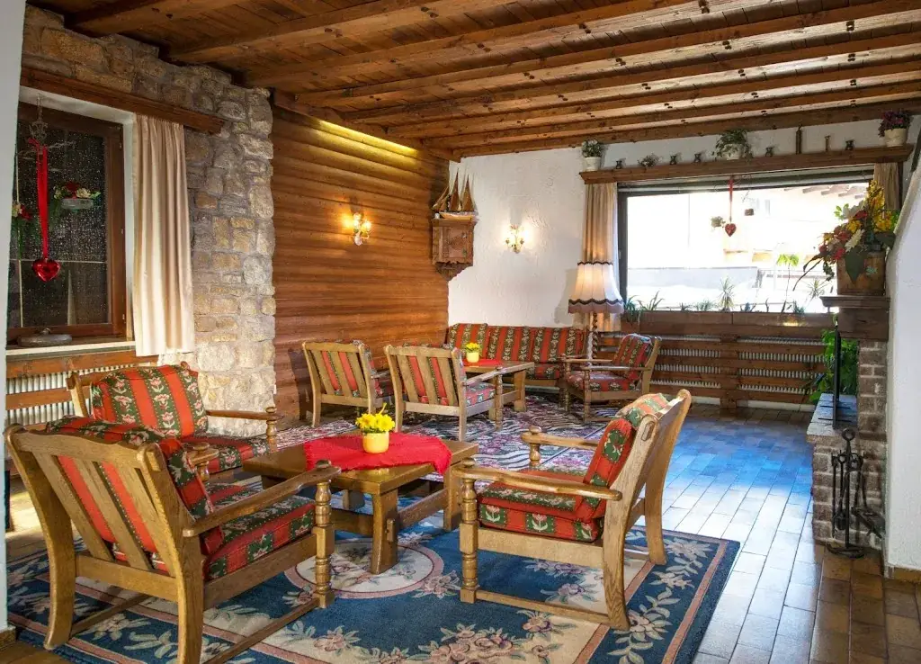 Hotel Pezina_Flirsch_slider_image_3