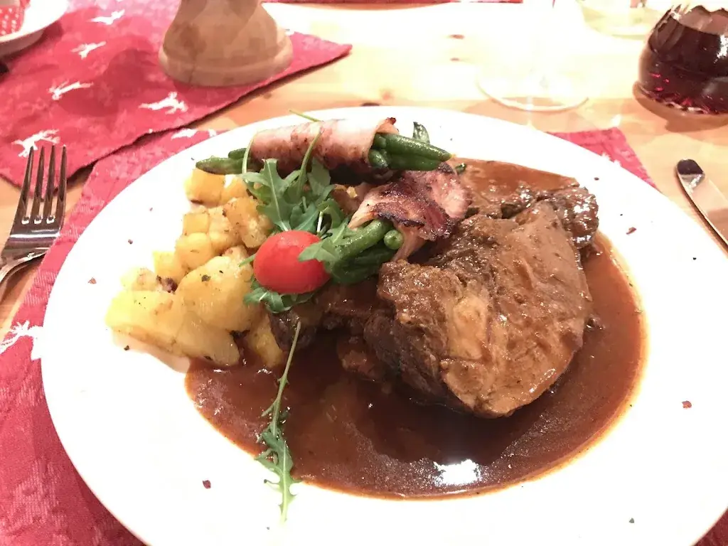 Orathai S._Hexenalm Fiss_Fiss_review