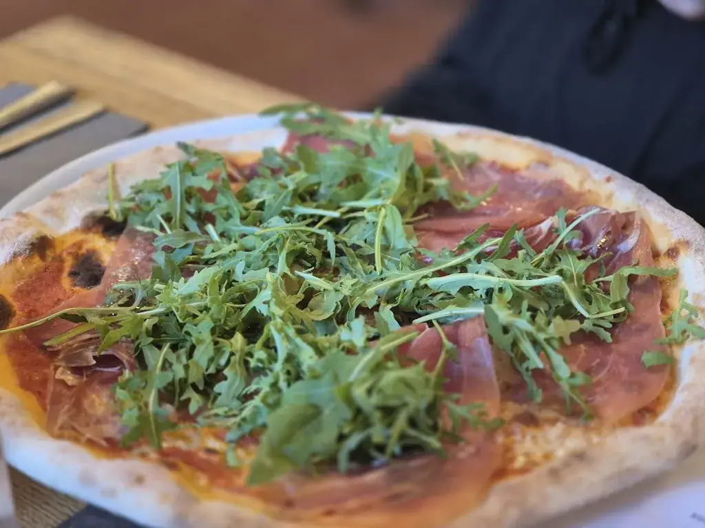 Pizzeria Bajazzo_Fiss_slider_image_2