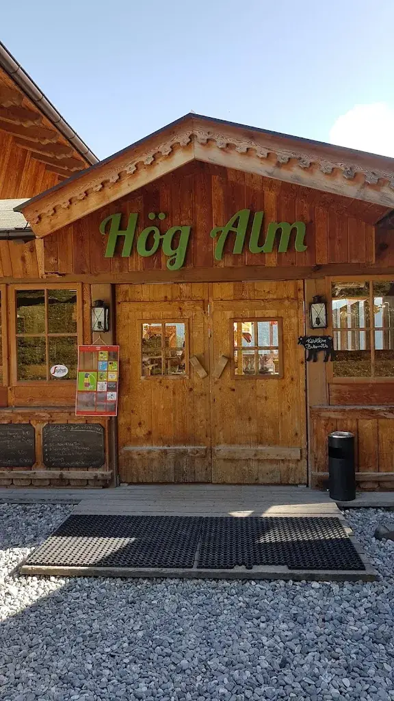 Hög Alm restaurant in Fiss
